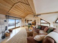 Hauptbild Große und helle 4-Zimmer-Wohnung mit Landhausflair