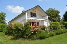 Hauptbild Stilvolles Zuhause mit Terrasse, Jacuzzi und Privatsphäre