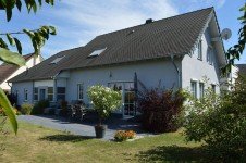Hauptbild Willkommen im grünen Glück – Ihr gepflegtes Familienidyll